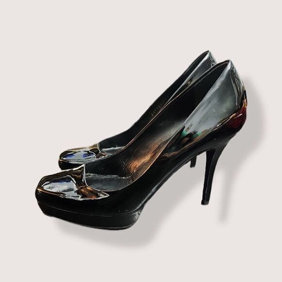 Gucci Black Patent Leather Stilettos - Picture 2 of 5